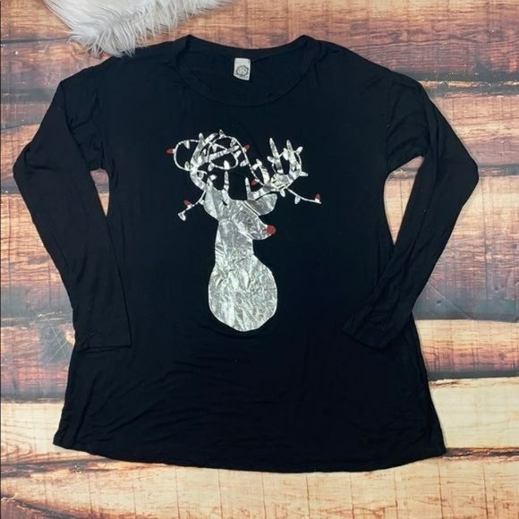 Tops - RELISTED $5 SALE Reindeer Christmas Blouse - Shirt - Holiday